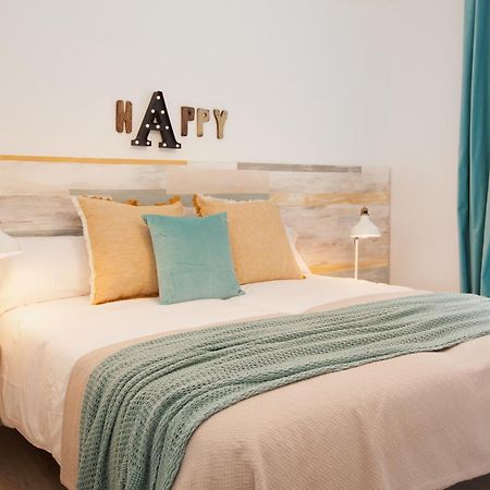 Click&Flat Seneca Suites バルセロナ エクステリア 写真