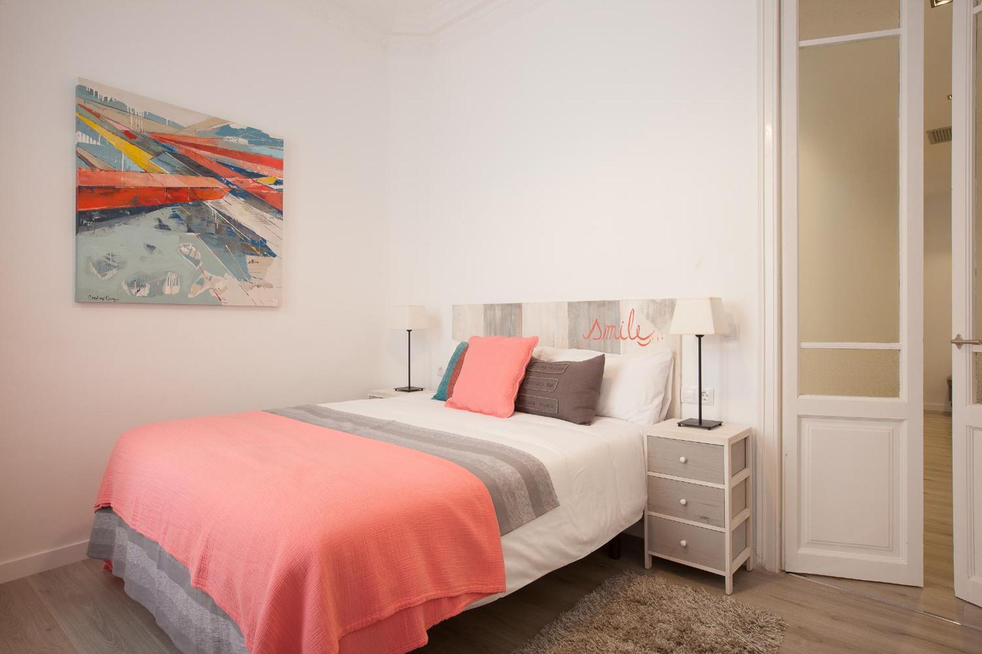 Click&Flat Seneca Suites バルセロナ エクステリア 写真