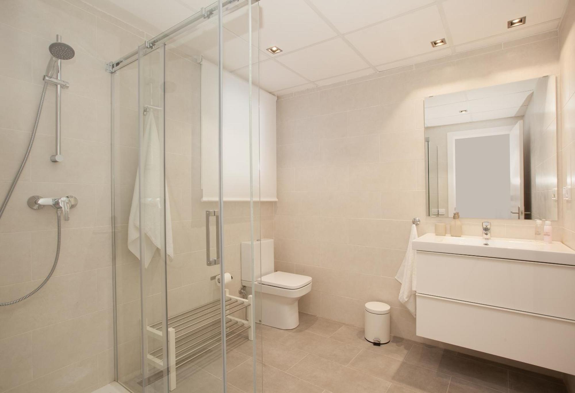 Click&Flat Seneca Suites バルセロナ エクステリア 写真