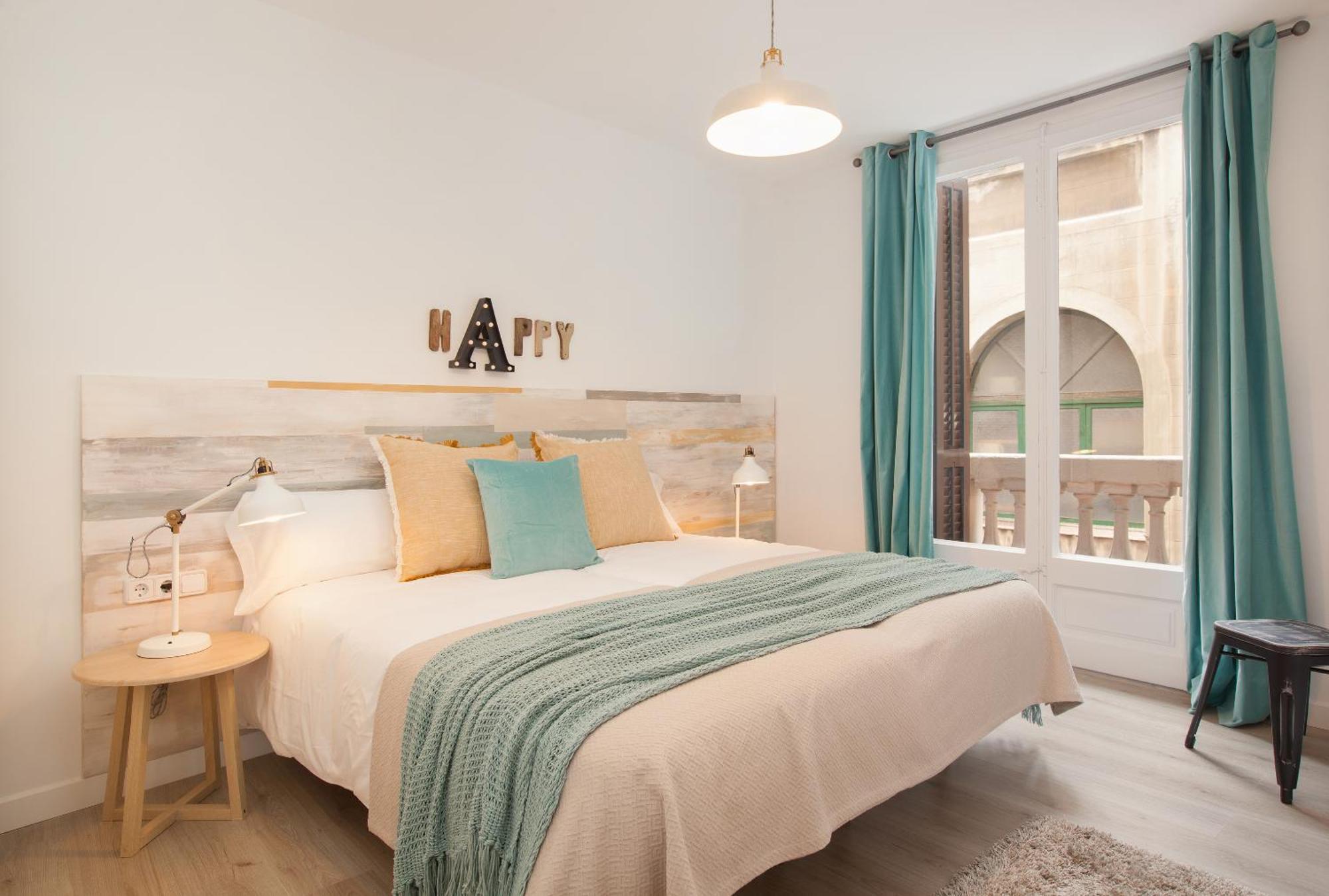 Click&Flat Seneca Suites バルセロナ エクステリア 写真